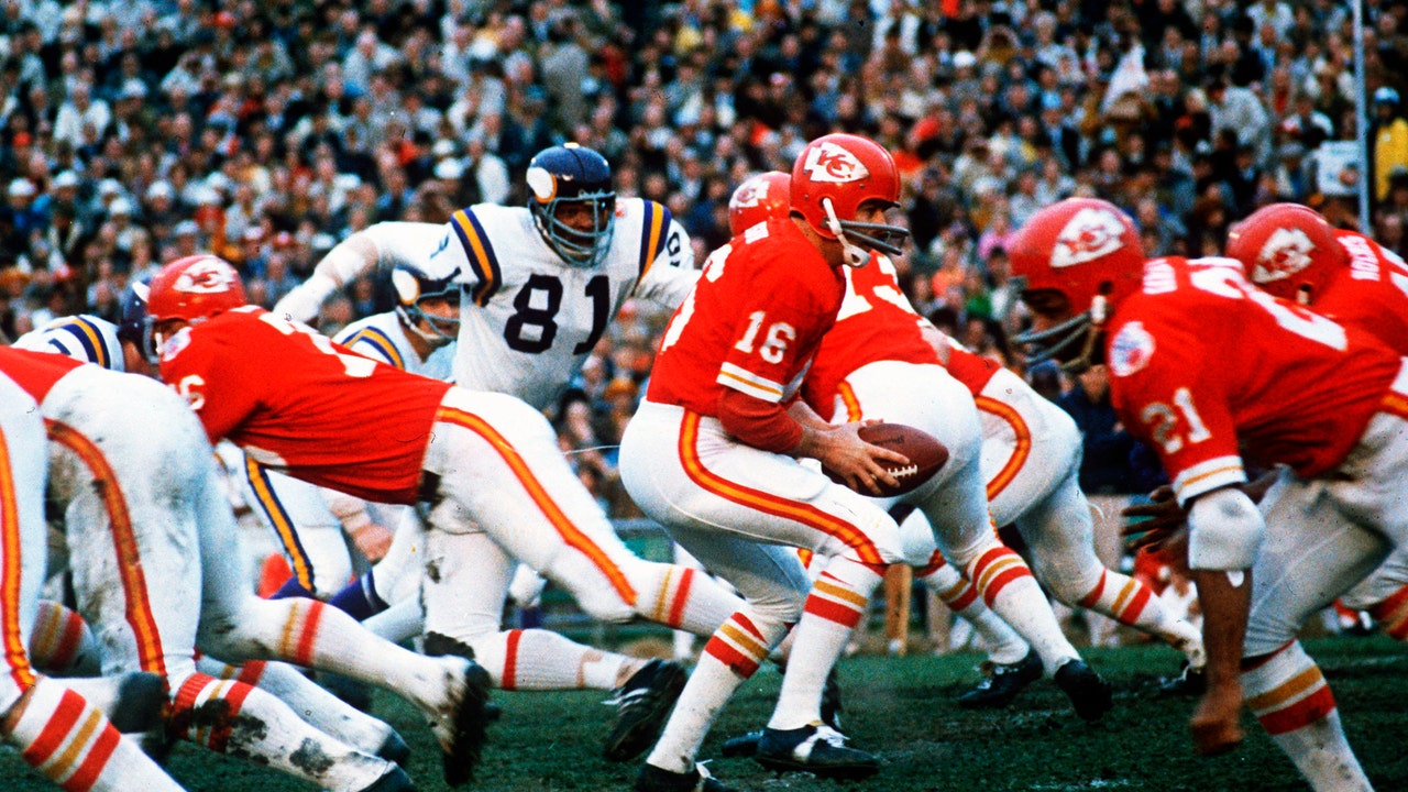 NFL at 100: Chiefs' only title came as underdogs to Vikings